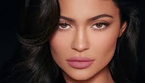 Is kylie cosmetics and colourpop the same? Qmsndc58r3enym