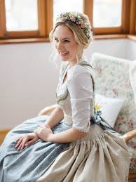 We did not find results for: Trachtenhochzeit Im Salzkammergut Trachtenbibel