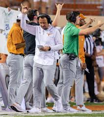 Texas football's Steve Sarkisian juggling roster during portal window