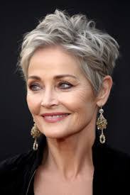 Mary Tippit's Instagram, Twitter & Facebook