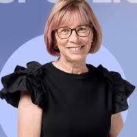 40+ "Ellen Linde" profiles