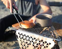 Taponukea fire pit portable fire pits outdoor wood burning 22 steel bbq grill small fire pits bowl with mesh spark screen cover wood firepit poker for camping bonfire patio backyard. Focano Portable Fire Pit Helps Novice Campers Start A Fire Easily Tuvie