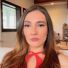 Se o tempo passa e isso não te faz bem, não deixe q ele voe. Menina me  perdoe. #armandinho #instagram