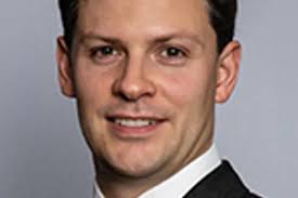 Solutions for advisers and institutions