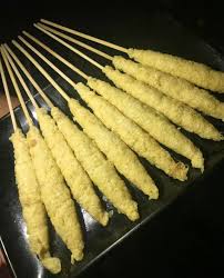 Dadar gulung ini merupakan makanan khas indonesia dan malaysia yang dapat diisi dengan parutan kelapa yang dicampur. Resep Masakan Cara Membuat Telur Gulung Anti Gagal Kumparan Com