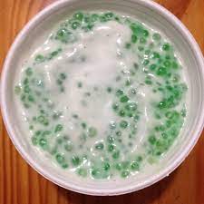Home made frog jelly, milky way candy gradient edible cup, rock candy, ice cream marshmallow, popping boba, sky & blue jelly, shark jelly. Green Tapioca Pudding Frog Eggs Creepy Food Tapioca Pudding Frog Eggs