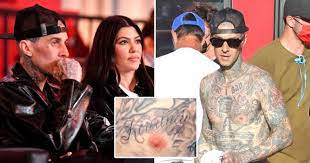 Barker's new kourtney tat was visible on his chest thursday in hollywood, as he was getting off a starline tours bus where he was shooting a music though this seems to be travis' first official tat dedicated to his gf, some fans believe a tattoo he gave himself last month might have been meant. Fy931hvjpuejum
