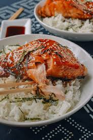 Salmon Teriyaki Bowls In 30 Minutes Recette Recette Asiatique Recette Poisson Recette Saumon