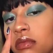 Trina Matos (@MatosTrina)