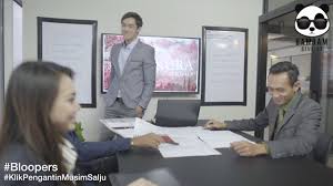 Berkemungkinan besar peminat tidak dapat lagi menyaksikan gandingan siti nordiana dan alif satar dalam projek lakonan selepas drama klik! Download Klik Pengantin Musim Salju Trailer Mulai 14 Mei 2018 Isnin Khamis 7 Malam Daily Movies Hub