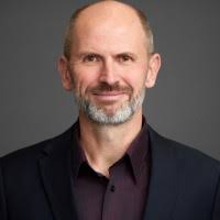 60+ "Bátor" profiles