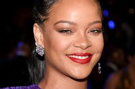 The latest tweets from @rihanna Sangerin Rihanna Sehnt Sich Nach Eignen Kindern Gala De