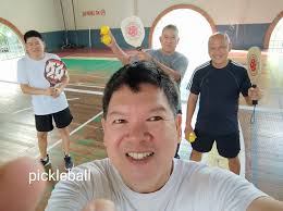 Playing Pickleball in the Philippines with this perfect weather 23C👍