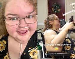 Tammy Bowley's Instagram, Twitter & Facebook