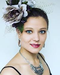 Larissa Martin's Instagram, Twitter & Facebook