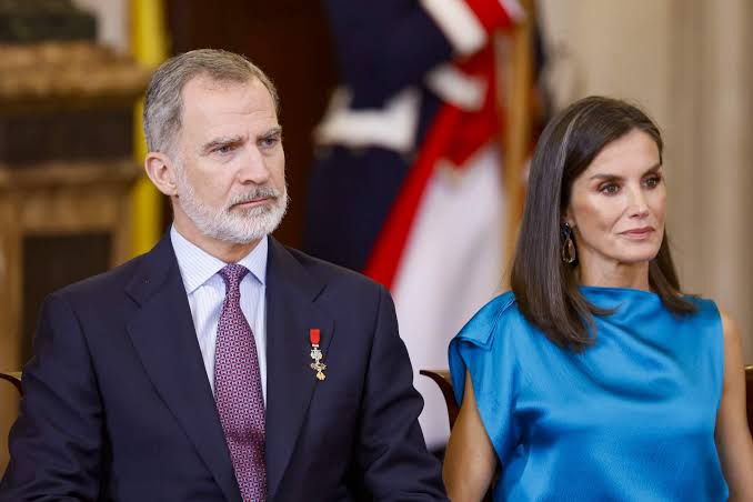 Felipe VI y Letizia, discusión sin precedentes por la aparición de pruebas,  gritos, groserías y a...