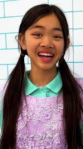 Sara Odeh's Instagram, Twitter & Facebook