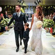The world saw barcelona ace lionel messi and childhood sweetheart antonella roccuzzo's 'wedding of the century' attended by football stars and there is one person who has hit the headlines. 17 By Rosa Clara Antonela Lionel Messi S Wedding Ideas Antonella Roccuzzo Lionel Messi Messi