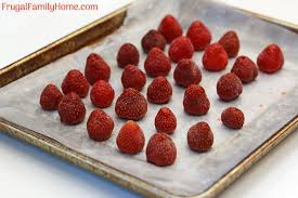 Place the strawberries in a metal bowl and crush a block of indulge yourself with a slice of freshly baked pie from the oven with a strawberry filling. How To Freeze Strawberries 3 Ways Including 1 Lazy Way