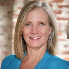 Holly Wilton's Instagram, Twitter & Facebook