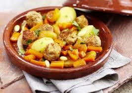 Tajine D Agneau Aux Abricots Et Amandes Tajine Agneau Recette Tajine Agneau Tajine