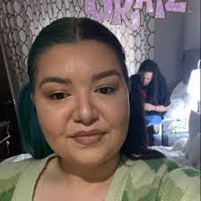 Tenisha Pace's Instagram, Twitter & Facebook