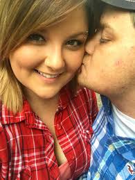 Tahoni Waskoviak and Austin Deckard's Wedding Website