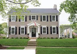 We also offer more contemporary two story modular homes with multiple roof lines and front entry garages that add considerable. Small Colonial House Style Novocom Top