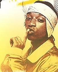 Dos pinturas de óleo sobre lienzo que simbolizan la evolución del Rekeson  del 2003 al Reke del 2021 🖼 by @ptosiboc