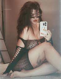 Emira Kowalska : r/Dream_Queens