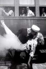 Black And White Kissing Sweeping Her Off Of Her Feet Via Old Black Amp White Photography Kissing Black And White P White Photography Black And White Pictures Vintage Photography