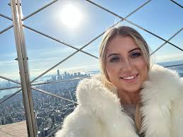 solo trip to new york 🗽🚕🍎