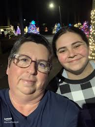 ไอเดียถ่ายรูปกับต้นคริสต์มาสที่บ้าน