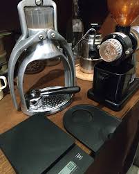 Secuplik Meja Kerja Kami Di Kios Pasarsanta Sederhana Memang Tapi Jika Dikerjakan Dengan Hati Semoga Semuanya Akan Menjadi Luar Coffee Maker Coffee Nespresso