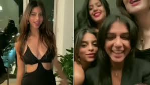'holding her in my arms again thanks to vogue. Shah Rukh Khan S Daughter Suhana Khan Goes Total Birthday Glam As She Parties With Her Girl Gang Bollywood Bubble