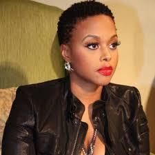 Nichole Hampton's Instagram, Twitter & Facebook