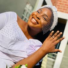 Esther Rex (@esther.rex.31) • Facebook