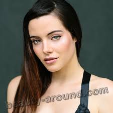 Top-18 Beautiful New Zealand Women. Photo Gallery