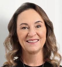 Annie Challenger-Broker at Baird & Warner