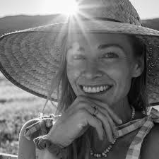 The peanut butter sandwich proposal: Last Saturday I took a 10 mile hike to  11,000 feet with two amazing souls and one ring I made from a guitar  string… and one with