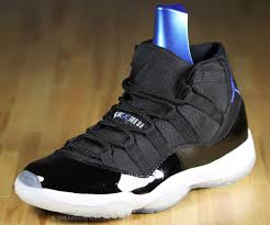 Sure, the space jam air jordan 11 and the nike air max lebron vii are two releases of the past, but wouldn't a combination of both be a futuristic design? Air Jordan Xi 11 Space Jam Sneakernews Com
