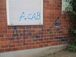 Next beirut, lebanon 🇱🇧 street art: Pol Rbk Bergisch Gladbach Jugendlicher Graffiti Sprayer In Gronau Presseportal
