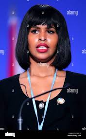 Sabrina dhowre elba immagini e fotografie stock ad alta risoluzione