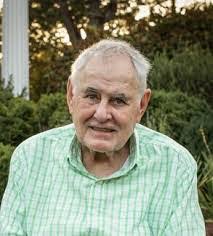 Tracy Chesterfield's Instagram, Twitter & Facebook