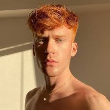 Spencer Everett's Instagram, Twitter & Facebook