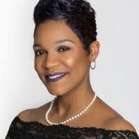 Stephanie Luster's Instagram, Twitter & Facebook