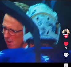 Jonathan previous head spokesman for #icepack is doing what he does best  this year. Being majestic af.