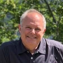 Mia Stern's Instagram, Twitter & Facebook