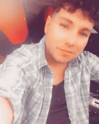 Laura Gero's Instagram, Twitter & Facebook