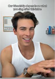 Nuestra amistad depende de lo que cantes después